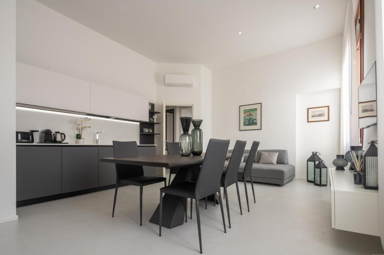 Design Apartment With Balcony On The Grand Canal R&R البندقية المظهر الخارجي الصورة