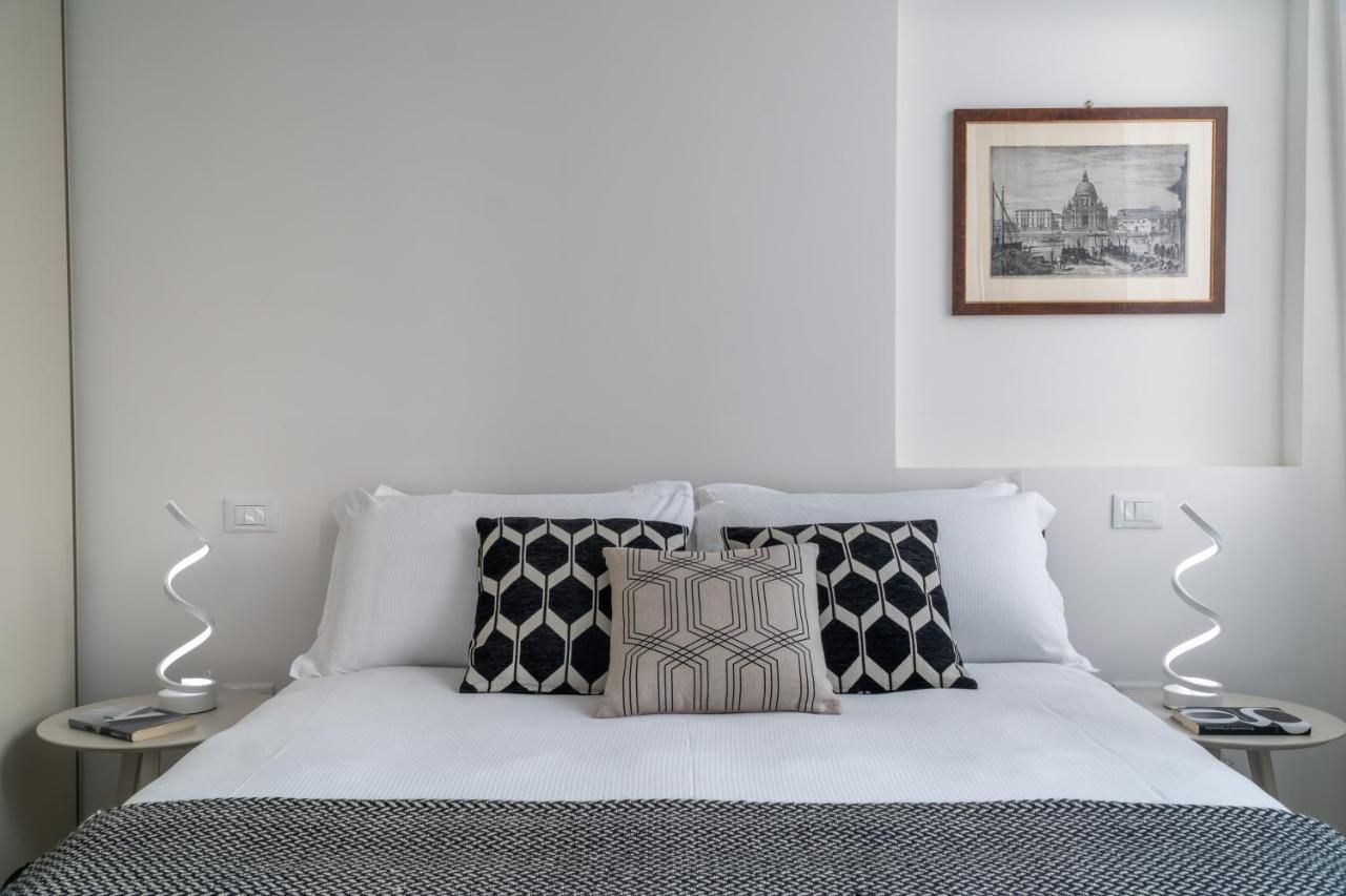 Design Apartment With Balcony On The Grand Canal R&R البندقية المظهر الخارجي الصورة